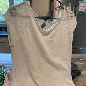 Size medium top